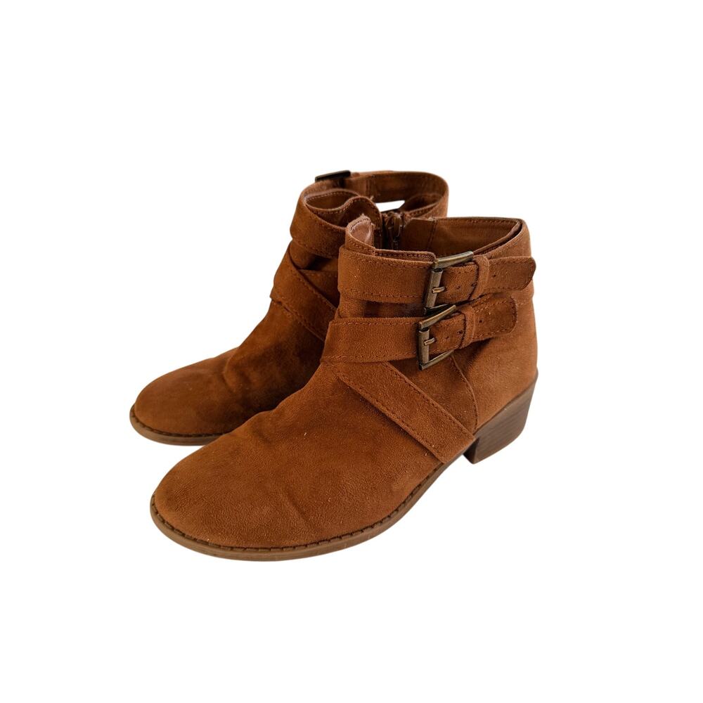 Art Class Girls Maeko Buckle Block Heel Boots Chestnut Size 3